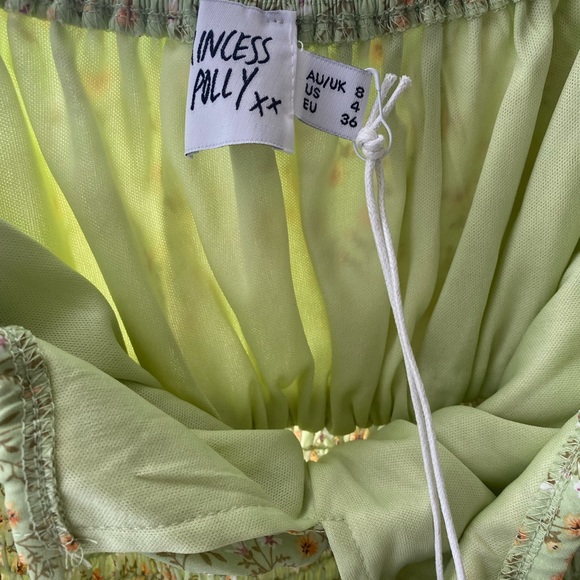 Princess Polly Dress NWT - Picture 3 of 4